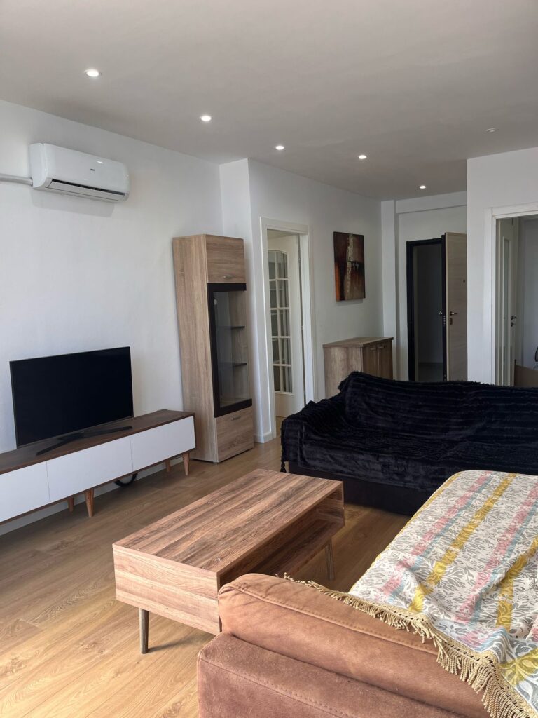 0ba2ebad-5c32-40c8-b008-cfdc5d60e16b