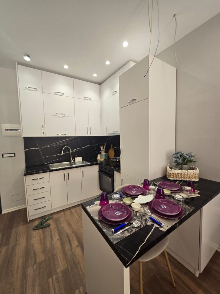 130eae76-356b-4e0f-aac0-2dc7f8ac6955