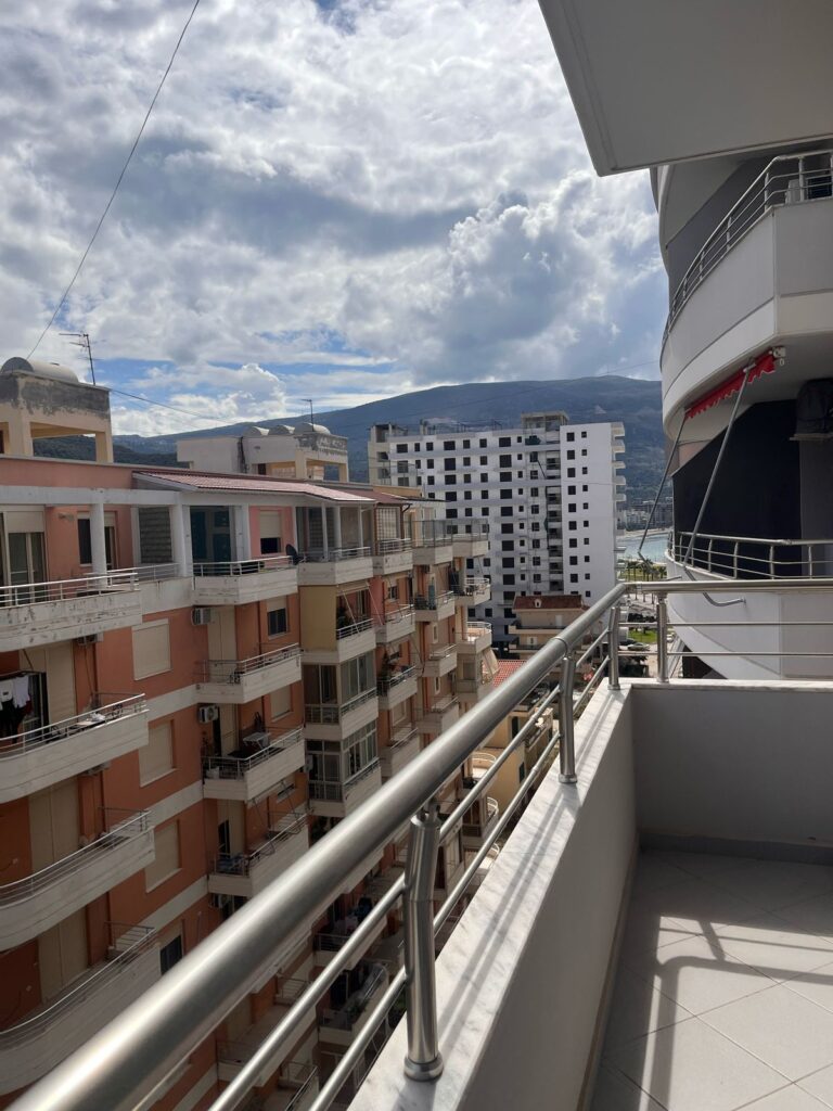 7d7ed57d-13e1-40e1-8591-a70239dec56a