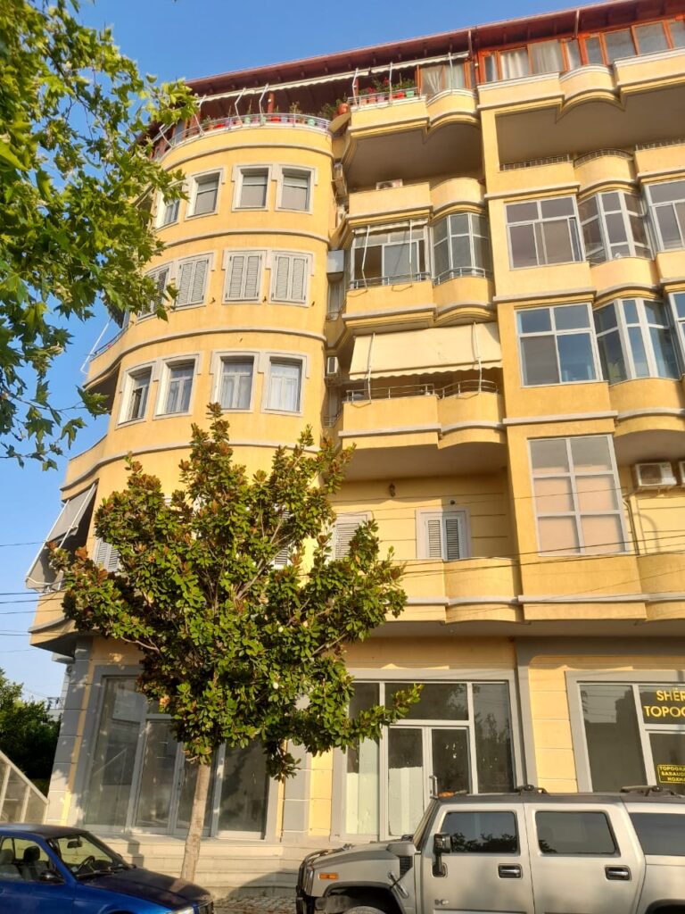 84346c84-af1f-46d0-86f4-f58199006b8c