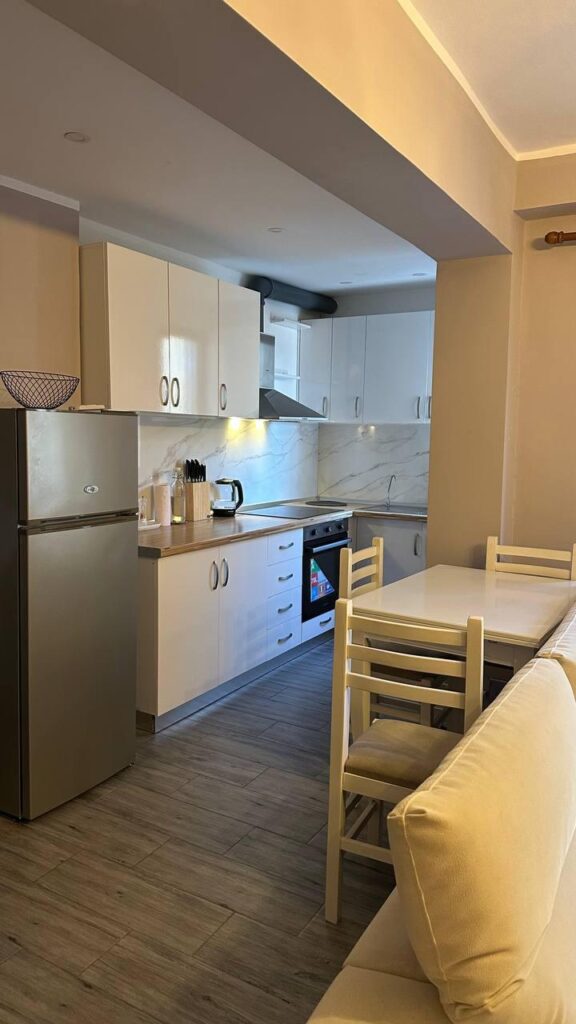 WhatsApp Image 2025-03-28 at 09.42.22_054379ef