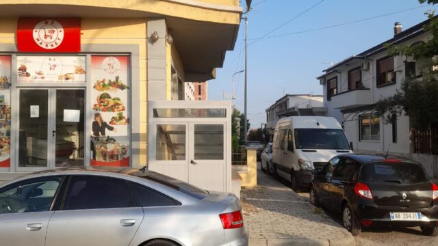 b79d5128-3c0c-49f3-9a71-9f9b10eb0ad8