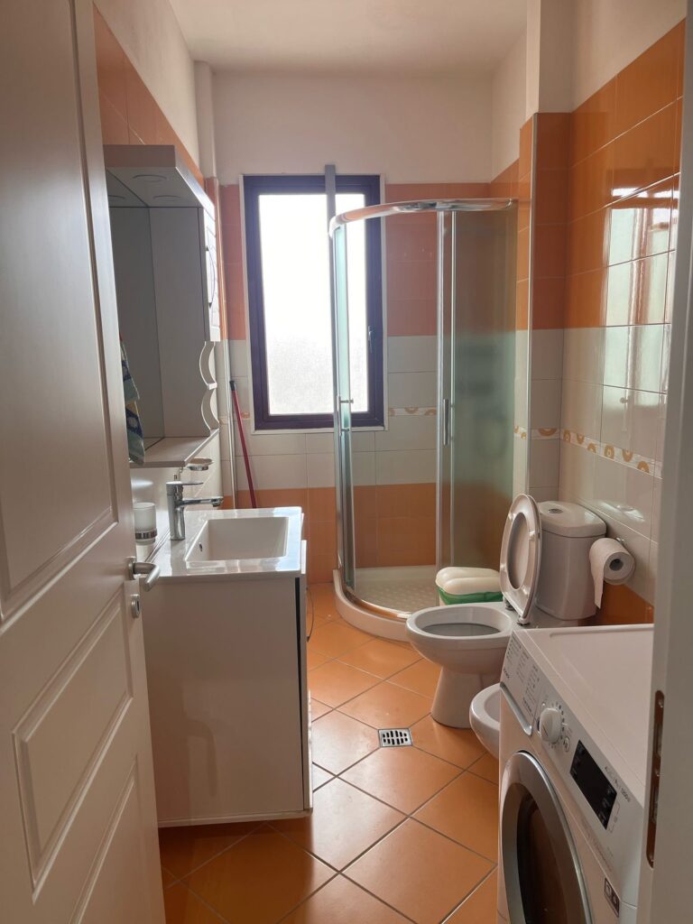 c05ab220-9452-42e1-9ba5-e624e1fc8dcf