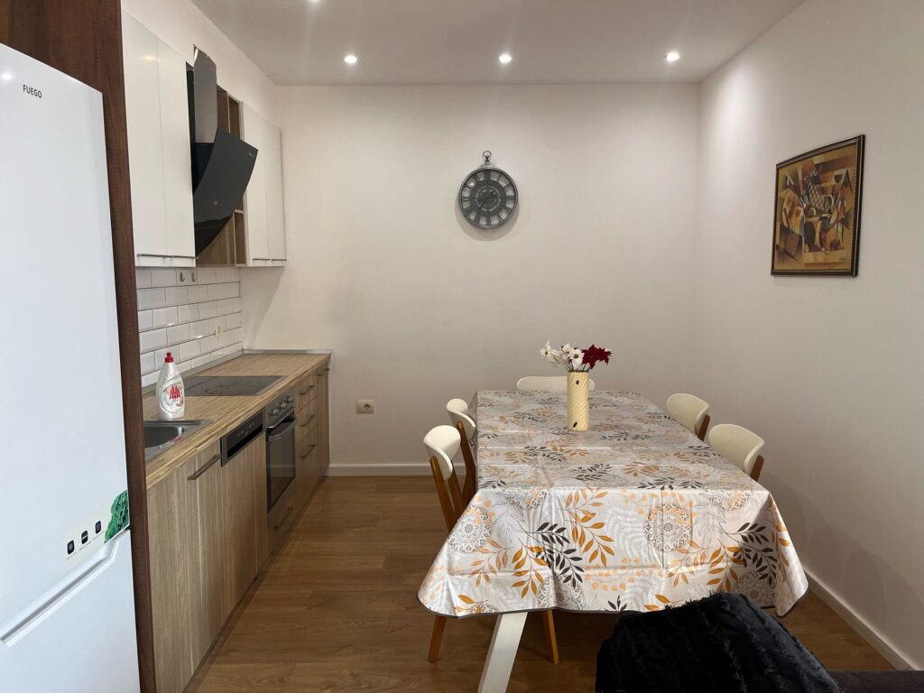 dc4b090c-4876-460d-8a3d-cbe98f1dc7ce