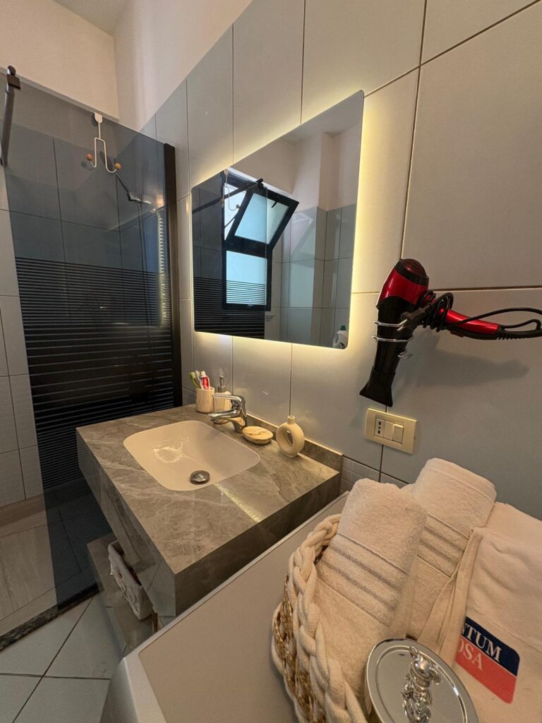 eb3a5d85-8aab-4a3e-aff0-19aed0c165ef