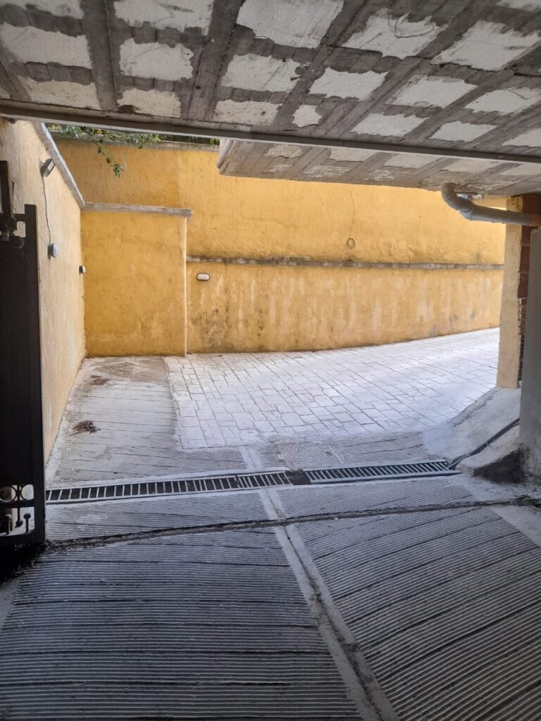 f0005252-6718-4515-b88b-2340123432d5